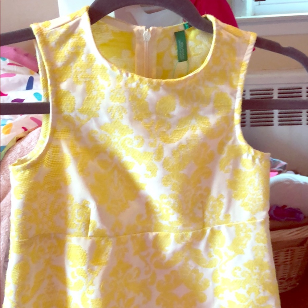 Girls dress